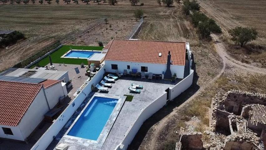 Chalet en venta en Caudete photo 0