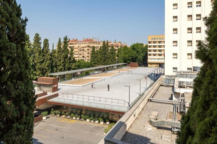 Piso en venta en Granada, Constitucion photo 0