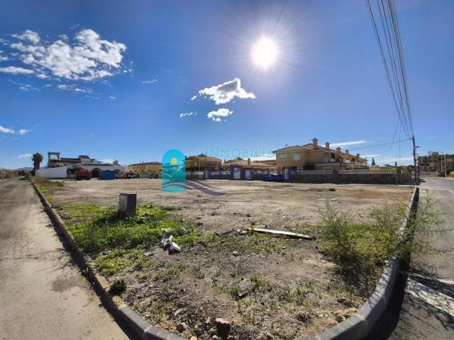 Terreno en venta en Puerto de Mazarrón, Bahía photo 0