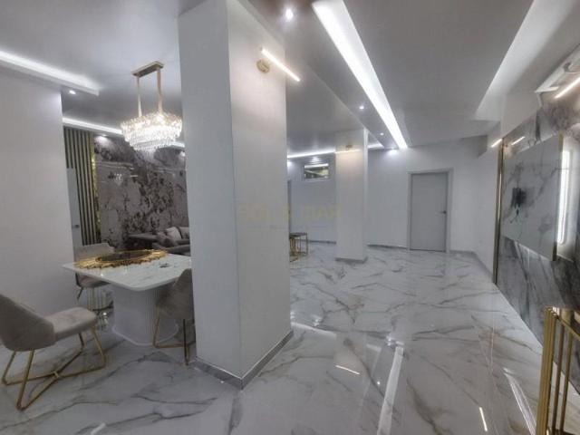 Local comercial en venta en Torremolinos, El Pinillo photo 0