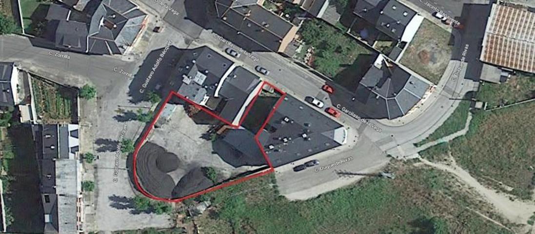 Terreno en venta en Ponferrada, Cuatrovientos photo 0