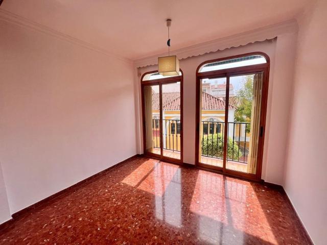 Piso en venta en Torrox, Torrox photo 0