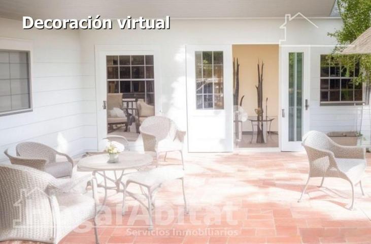 Edificio en venta en Llíria, Centro photo 0