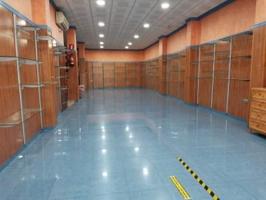 Local comercial en venta en Baena, Centro-Ensanche photo 0
