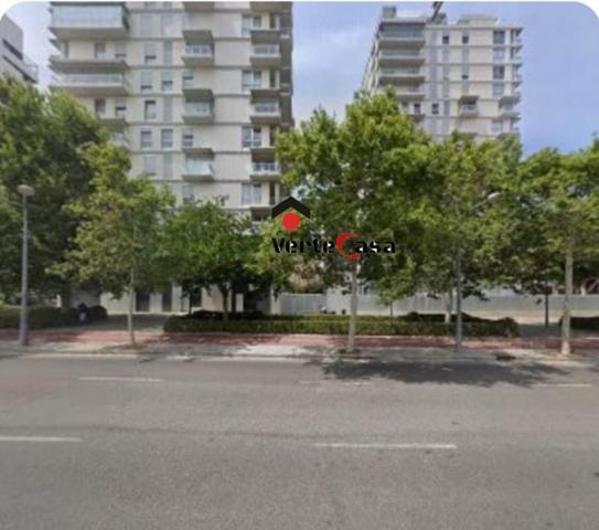 Piso en venta en Valencia, Quatre Carreres photo 0