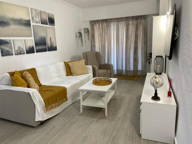 Apartamento en venta en Torrevieja photo 0
