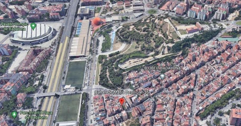 Terreno en venta en Badalona, Sistrells photo 0