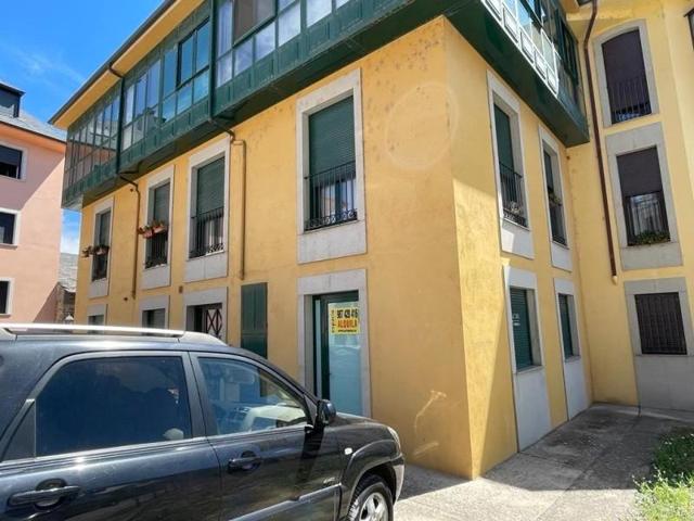 Local comercial en alquiler en Ponferrada, Casco Antiguo photo 0