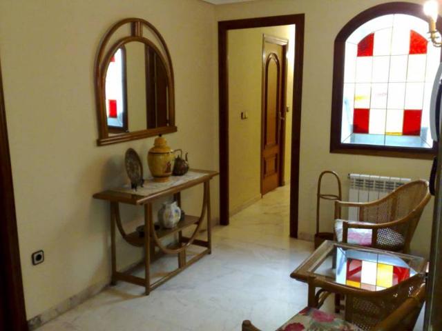 Piso en alquiler en Baena, Centro-Ensanche photo 0