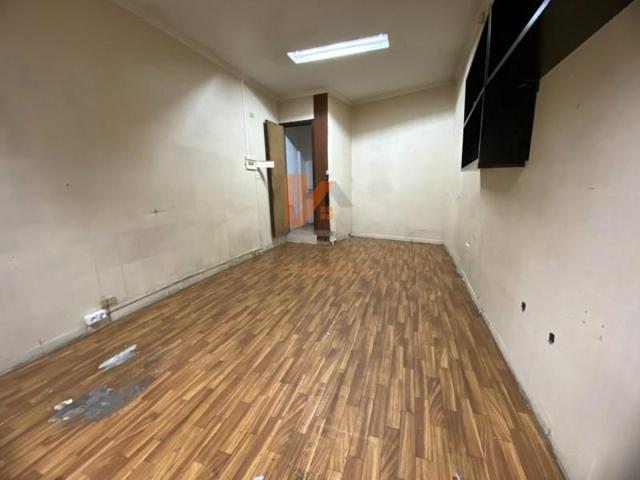 Local comercial en alquiler en Santiago de Compostela photo 0