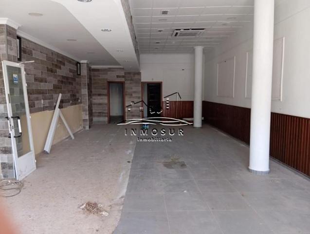 Local comercial en alquiler en Lucena, Lucena photo 0