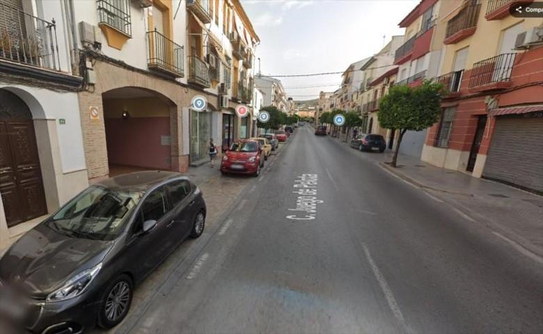 Local comercial en alquiler en Lucena, Lucena photo 0