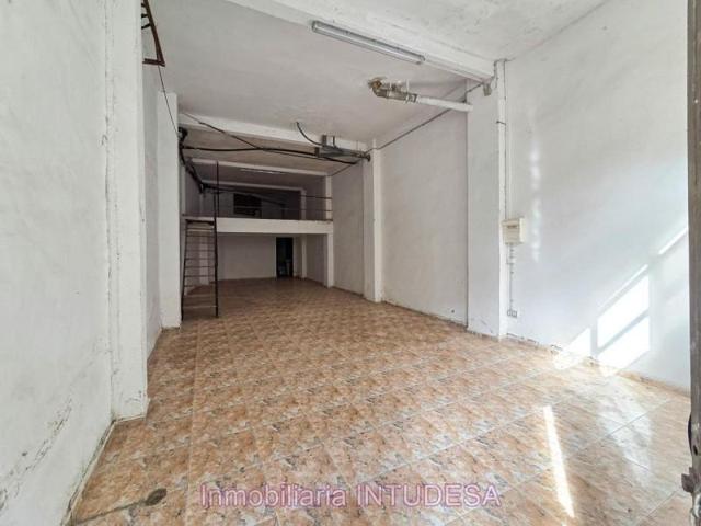 Local comercial en alquiler en Tudela, Calle Trinquete, 31500 photo 0