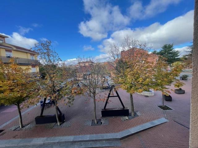 Duplex en alquiler en Boecillo, Boecillo photo 0