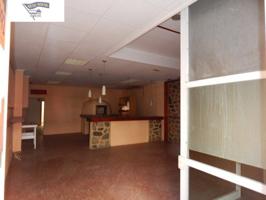 Local comercial en alquiler en Ontinyent, Sant Josep photo 0