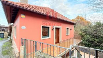 Casa en alquiler en Celanova, Galicia photo 0