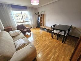 Apartamento en alquiler en Logroño, Vara De Rey photo 0