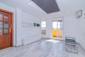 Duplex en alquiler en Churriana de la Vega, Zona Parque de San Roque photo 0