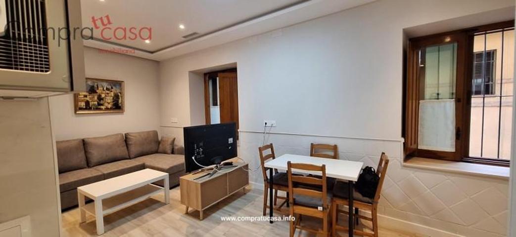 Apartamento en alquiler en Segovia, Casco antiguo photo 0