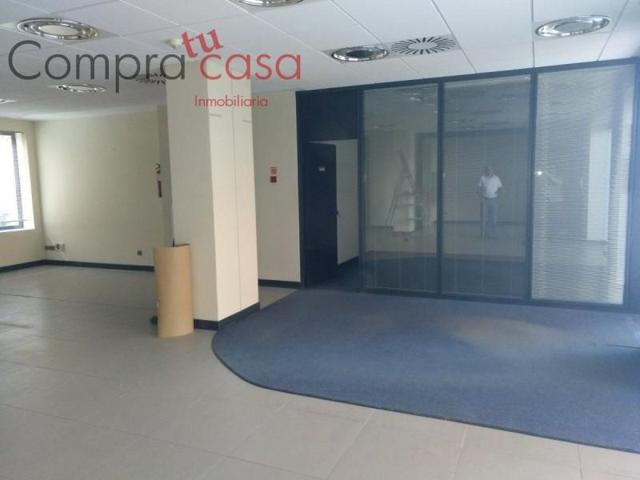 Local comercial en alquiler en Segovia, El carmen photo 0