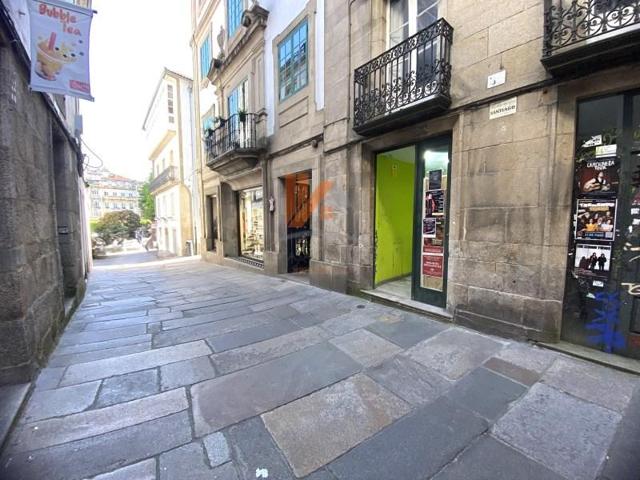 Local comercial en alquiler en Santiago de Compostela photo 0