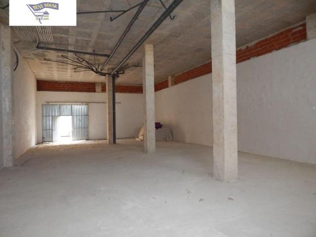 Local comercial en alquiler en Ontinyent, El Llombo photo 0