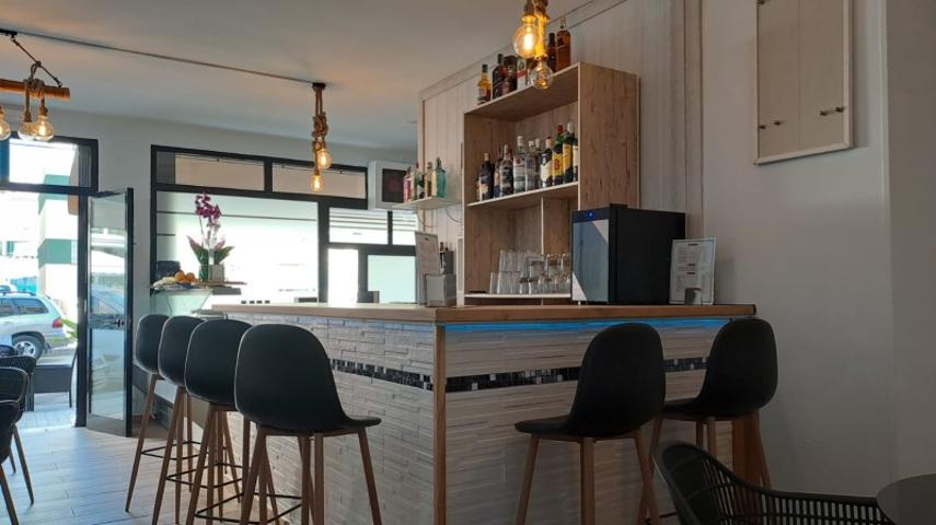 Local comercial en alquiler en Nerja photo 0