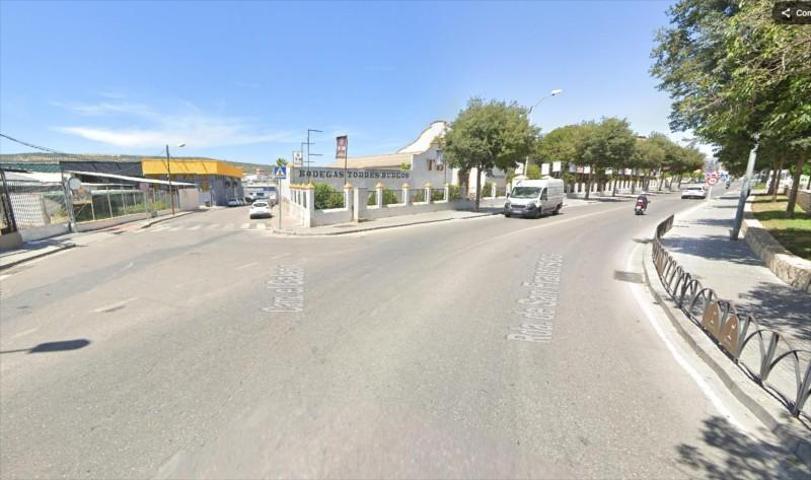 Nave industrial en alquiler en Lucena, Lucena photo 0