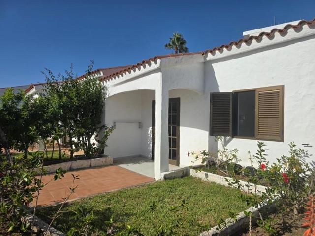 Bungalow en alquiler en San Bartolomé de Tirajana, Playa del Inglés photo 0