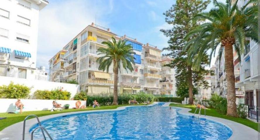 Piso en alquiler en Nerja, Calle Castilla Pérez, 29780 photo 0