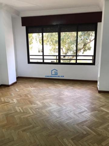 Piso en alquiler en Cádiz, San Felipe photo 0