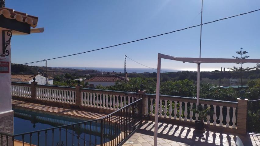 Chalet en alquiler en Nerja, Campo photo 0