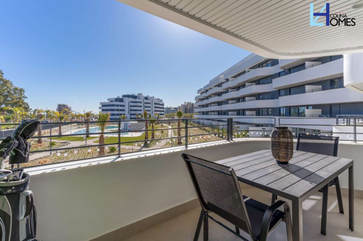 Apartamento en alquiler en Torremolinos, Los Alamos photo 0