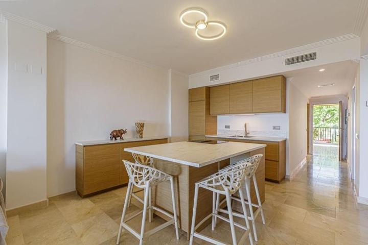 Piso en alquiler en Benahavís, Benahavis photo 0