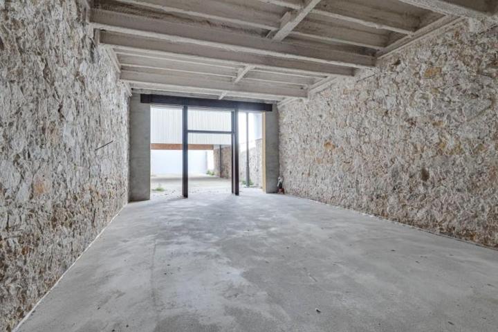 Local comercial en alquiler en Barcelona, Sant Antoni photo 0