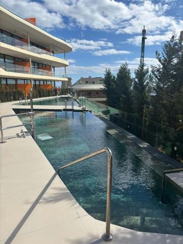 Piso en alquiler en Benalmádena, Benalmadena photo 0