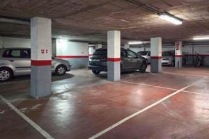 Parking en venta en Figueres, Centre photo 0