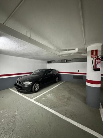 Parking en venta en L'Hospitalet de Llobregat, Sanfeliu photo 0