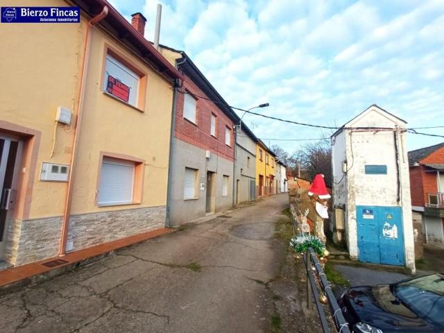 Casa con terreno en venta en Páramo del Sil, Northern spain photo 0
