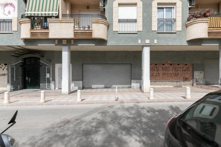 Local comercial en venta en Atarfe, Zona iliberis photo 0