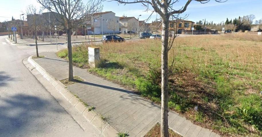 Parcela en venta en Figueres, Centre photo 0