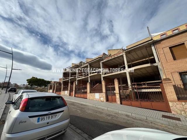 Chalet en venta en Lucena, Ronda del Valle, 14900 photo 0