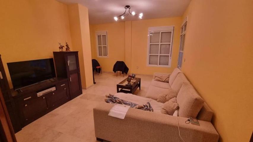 Piso en venta en San Bartolomé de la Torre, San bartolome de la torre photo 0