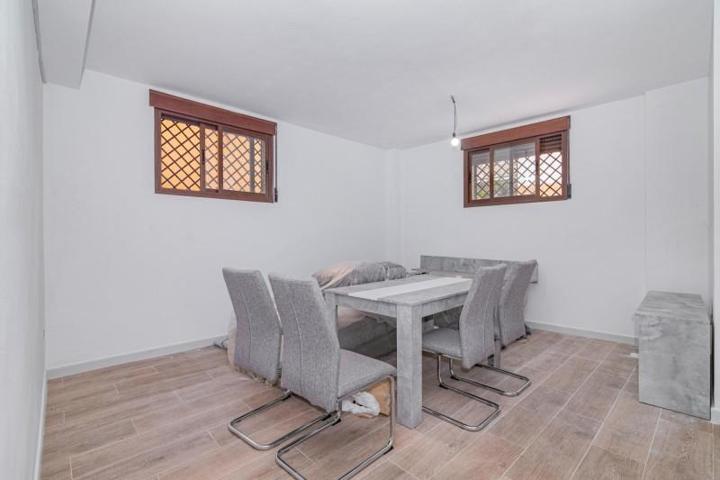 Piso en venta en Zubia, La Zubia photo 0