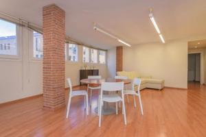 Oficina en venta en Manresa, Casc Antic photo 0