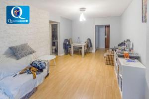 Apartamento en venta en Alicante, Parque Avenidas photo 0