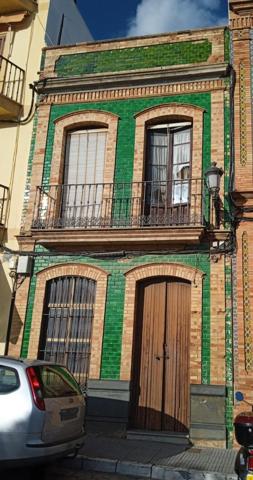 Casa en venta en Gibraleón, Centro urbano photo 0