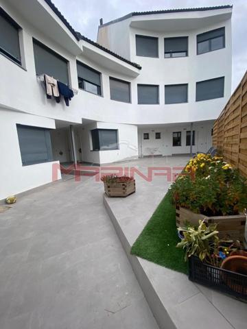 Duplex en venta en Esquivias, Castilla la mancha photo 0