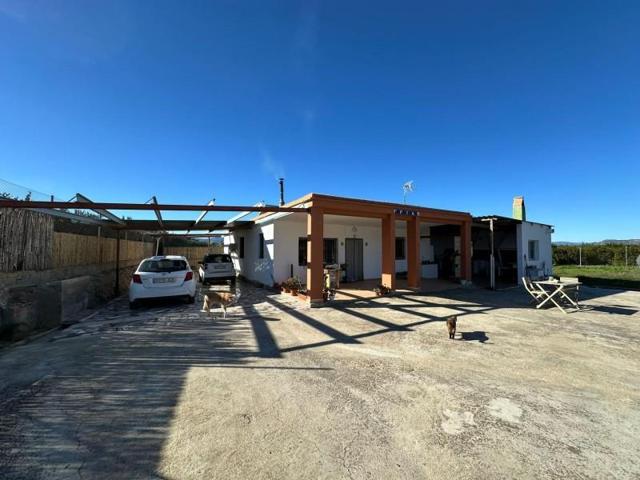 Chalet en venta en Bugarra, Comunidad valenciana photo 0