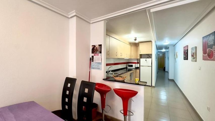 Apartamento en venta en Torrevieja, Torrevieja photo 0
